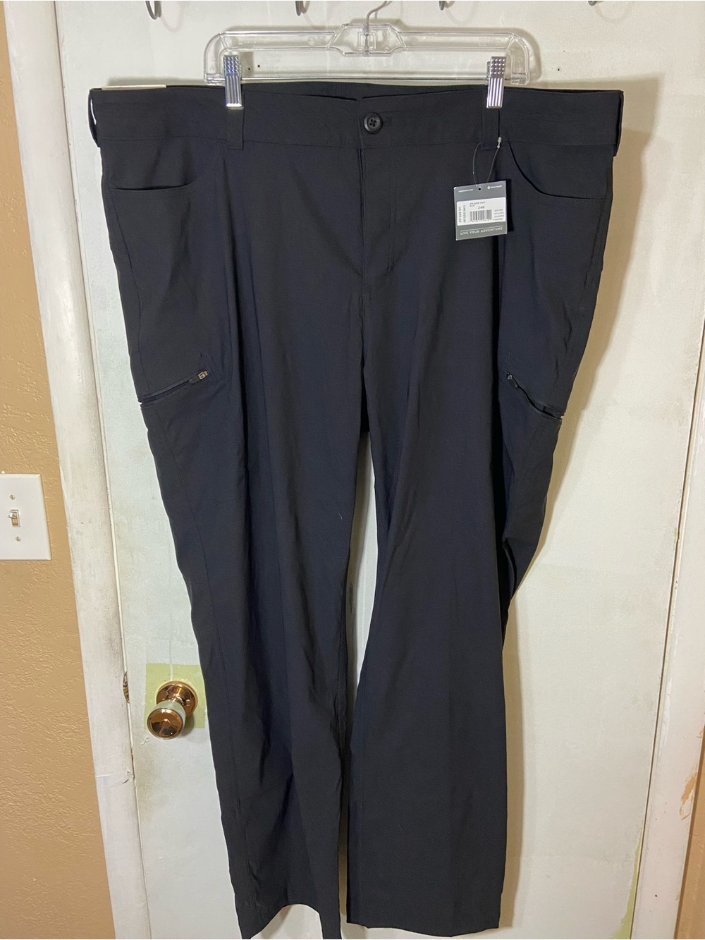 Eddie Bauer Black Cargo Travel Pants